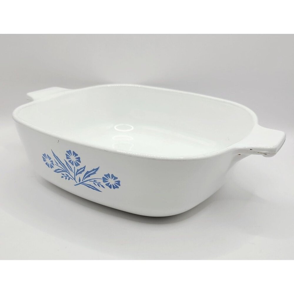 Corning Ware 1 Quart Blue Cornflower Casserole (P-1-B) Square No Lid Vintage